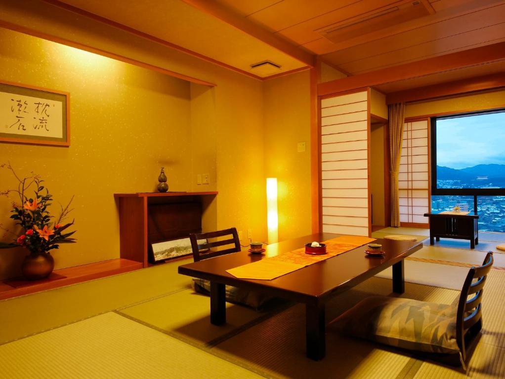 Takayama Kanko Hotel الغرفة الصورة